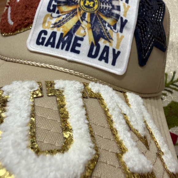 Vintage OTTO Michigan Wolverines Game Day Patches One Size Beige MeshTrucker Hat - Picture 9 of 12